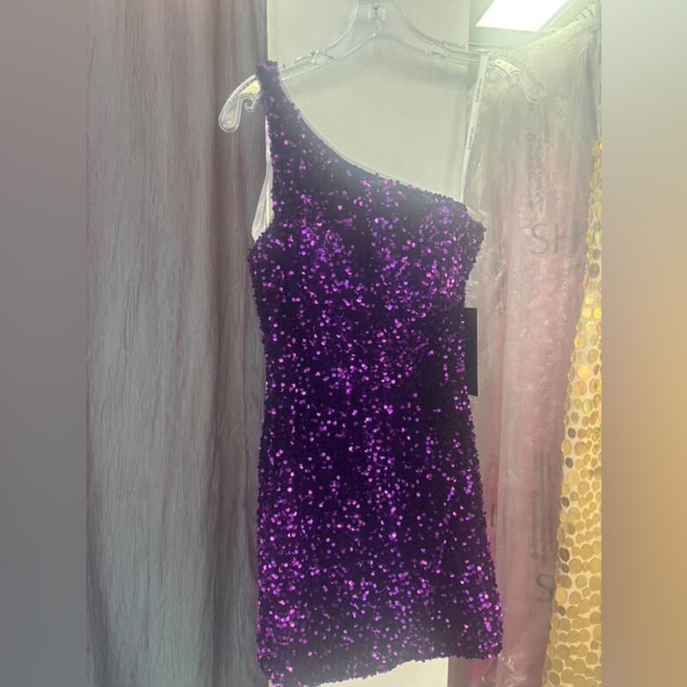 Sherri Hill 55116 size 0 Purple One-Shoulder Dress